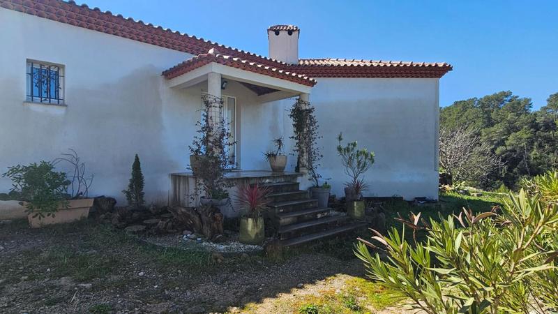 Villa - 140 m² - 5 pièces