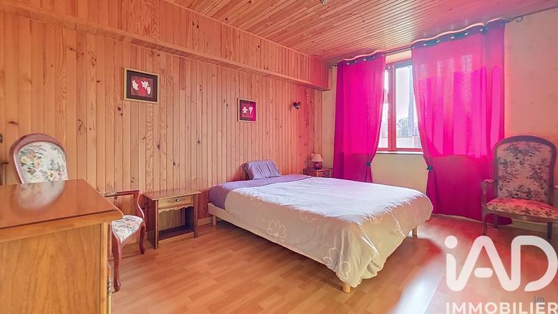 Maison - 181 m² - 7 pièces