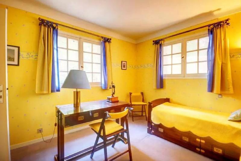 Villa - 350 m² - 8 pièces