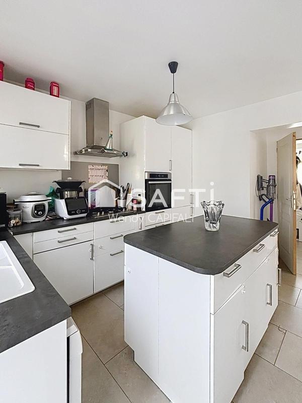 Maison - 90 m² - 4 pièces