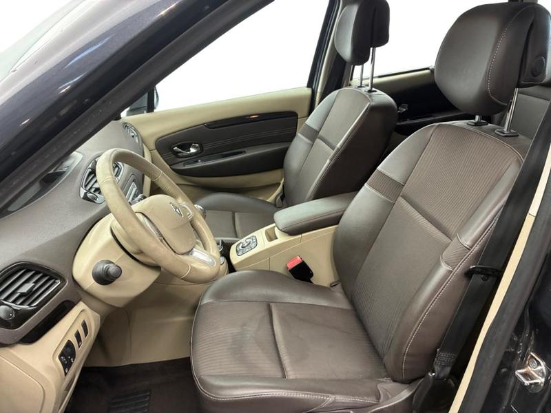 Renault Scénic III TCe 130 Expression Euro 5 2011