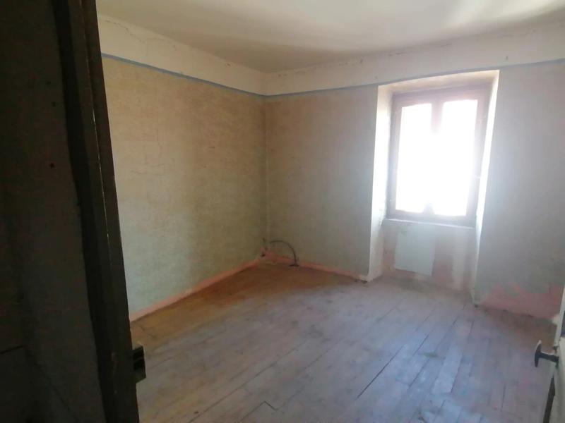 Maison - 74 m² - 8 pièces