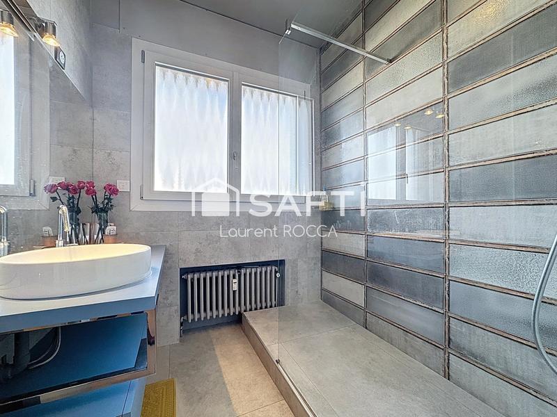 Appartement - 140 m² - 4 pièces