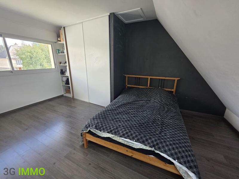 Maison - 330 m² - 9 pièces