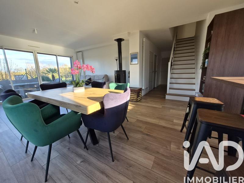 Maison - 147 m² - 6 pièces