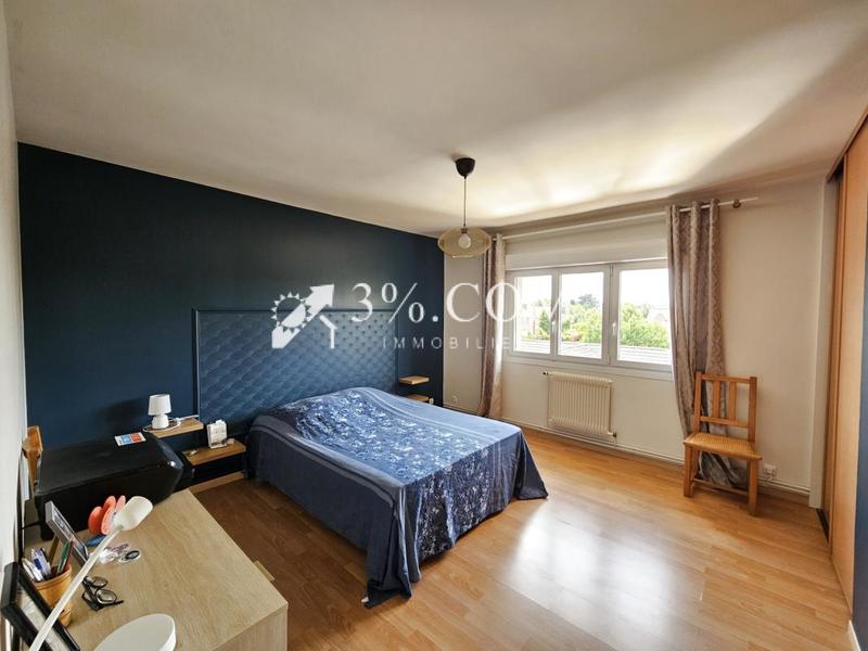 Appartement - 95 m² - 4 pièces