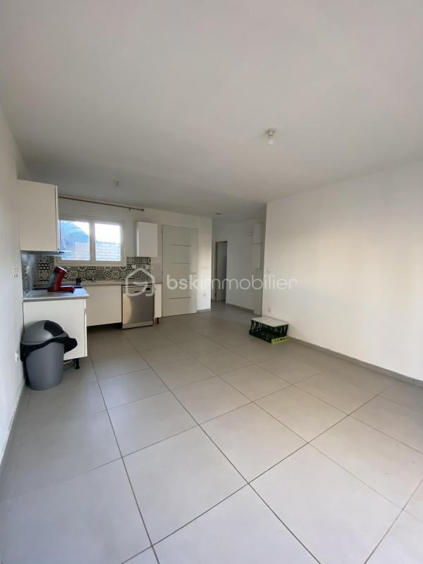 Maison traditionnelle - 102 m² - 5 pièces