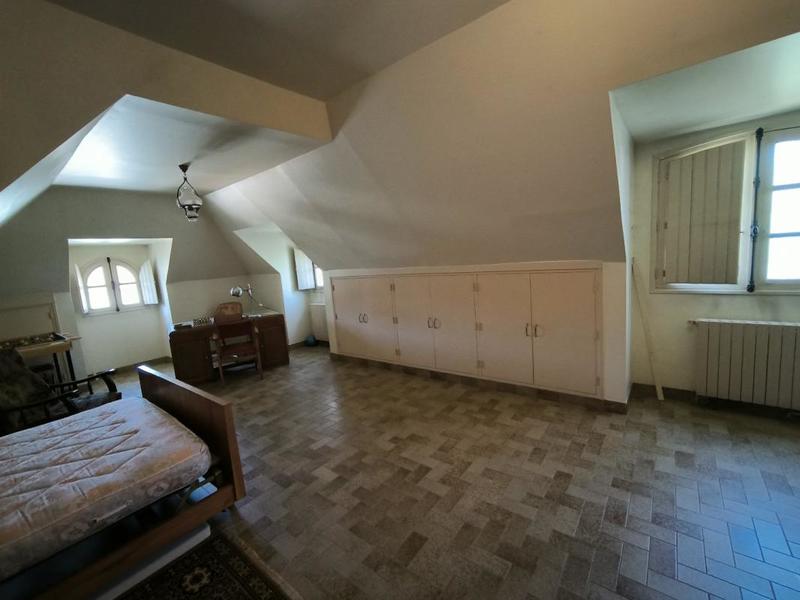 Maison bourgeoise - 330 m² - 13 pièces