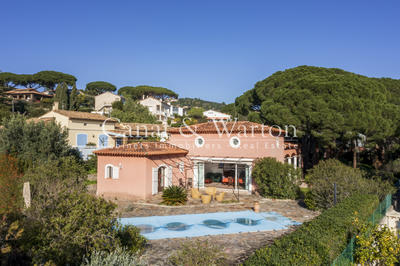 Villa - 150 m² - 8 pièces