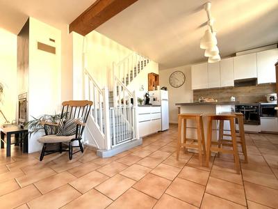 Maison - 111 m² - 5 pièces