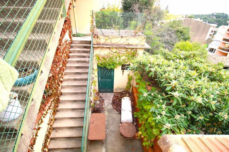 Maison de village - 330 m² - 9 pièces