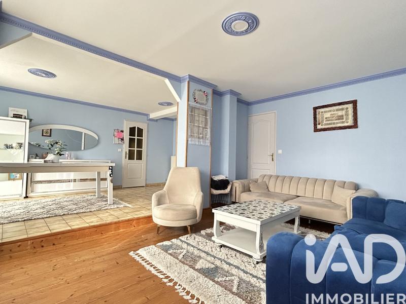 Maison - 162 m² - 9 pièces