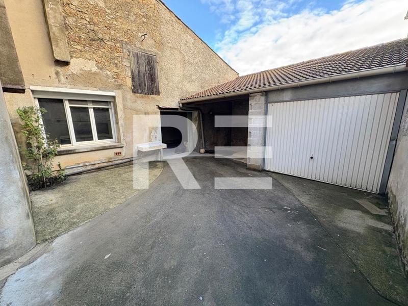 Maison de village - 150 m² - 7 pièces