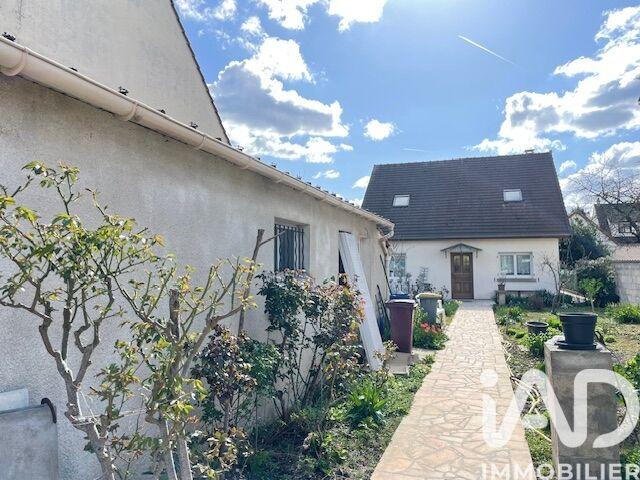 Maison - 140 m² - 5 pièces