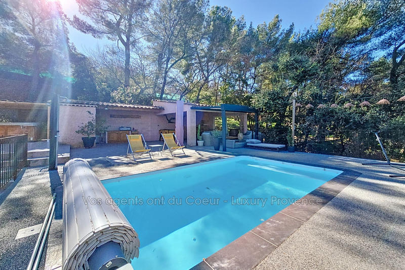 Villa - 170 m² - 7 pièces