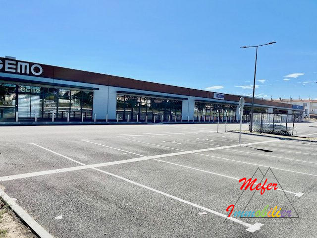 Local commercial - 350 m²