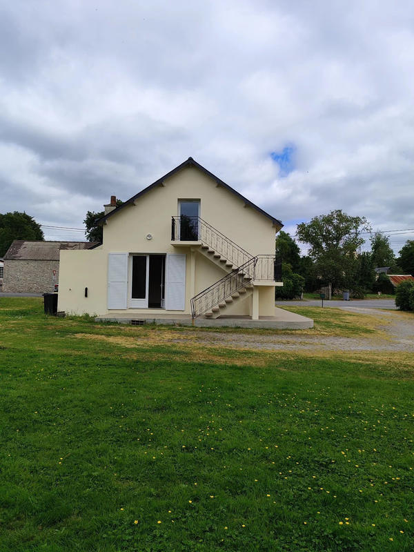 Maison traditionnelle - 92 m² - 4 pièces