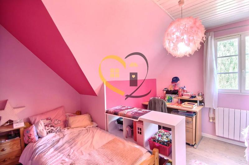 Maison - 300 m² - 11 pièces