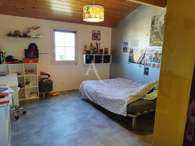 Maison - 170 m² - 6 pièces