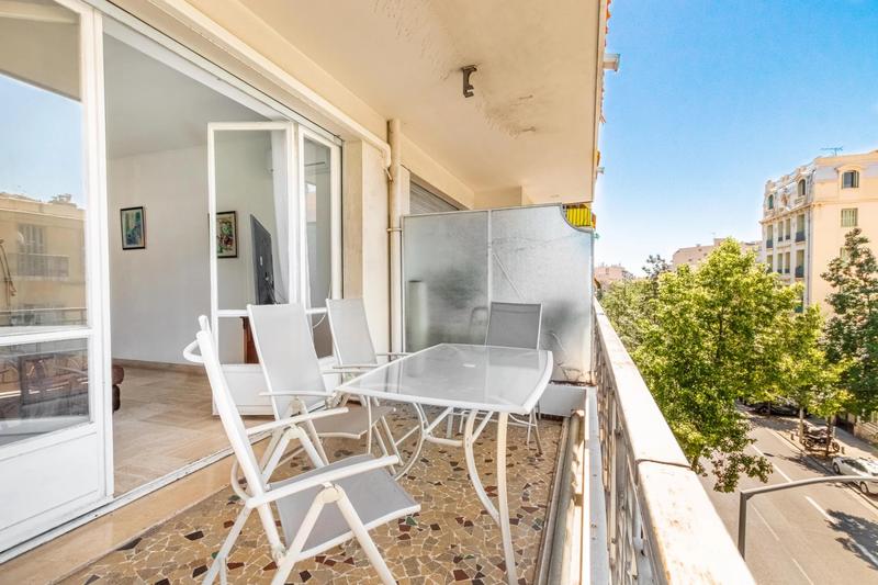 Appartement - 84 m² - 3 pièces