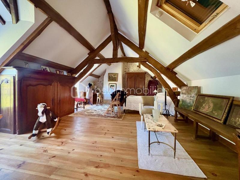 Corps de ferme - 300 m² - 7 pièces