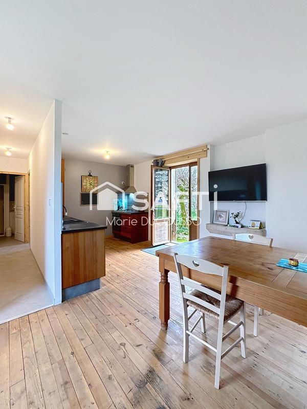 Maison - 121 m² - 5 pièces