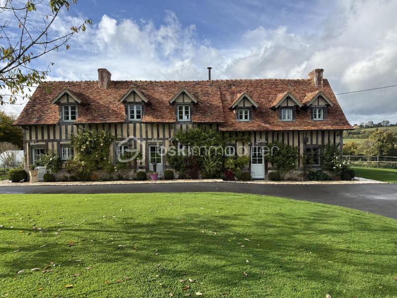 Propriété - 176 m² - 6 pièces