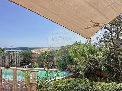 Maison - 180 m² - 6 pièces