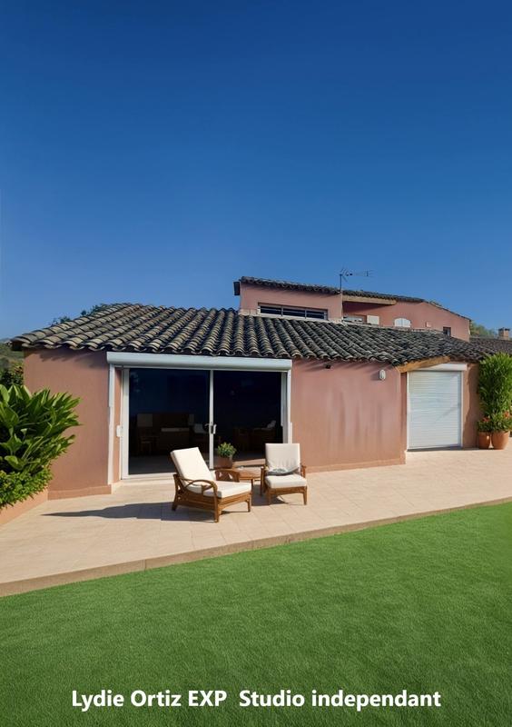 Villa - 285 m² - 8 pièces