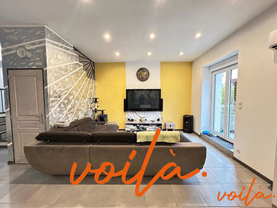 Maison - 240 m² - 6 pièces