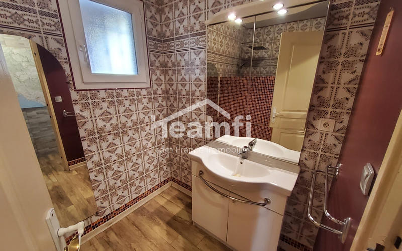 Villa - 183 m² - 6 pièces