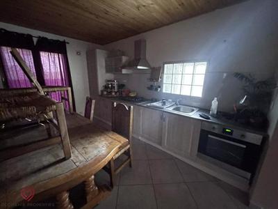 Maison - 200 m² - 9 pièces