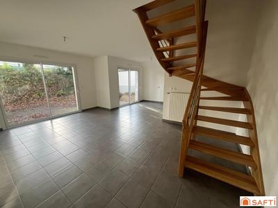 Maison - 93 m² - 5 pièces