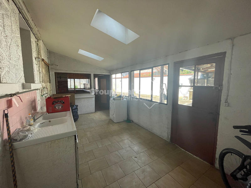 Maison - 180 m² - 6 pièces