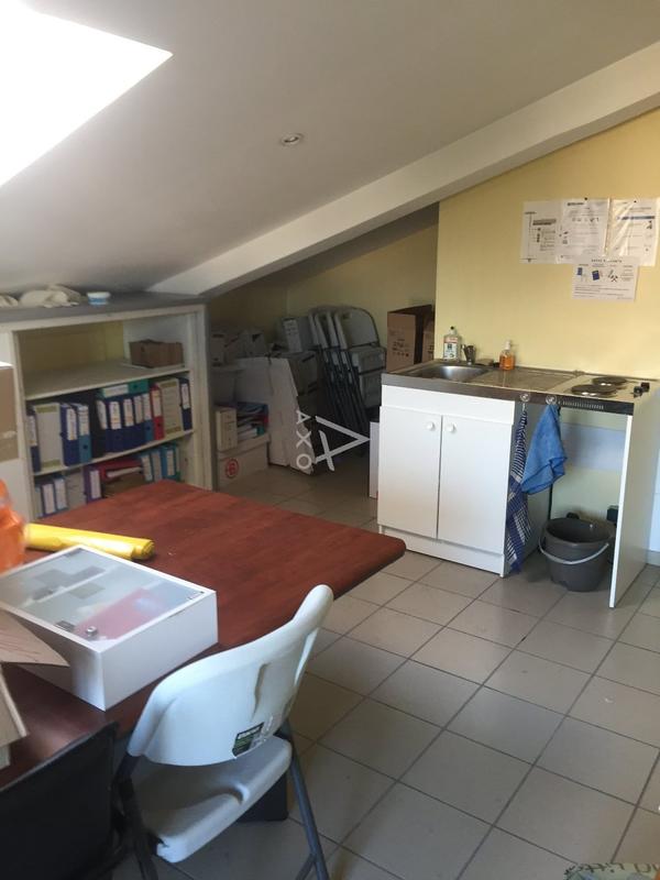 Bureau - 237 m² - 8 pièces