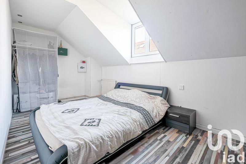 Maison - 142 m² - 8 pièces