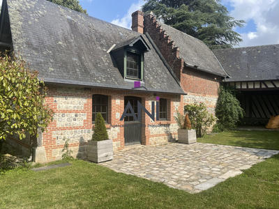 Maison - 311 m² - 8 pièces