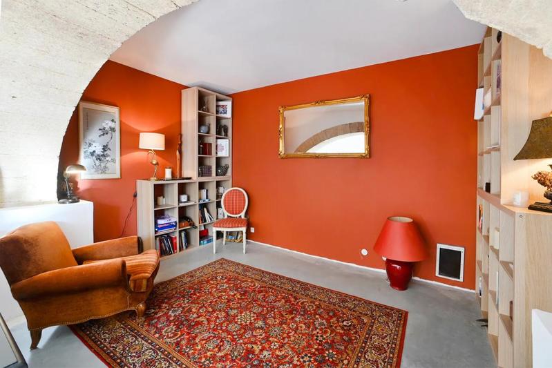 Maison - 250 m² - 7 pièces