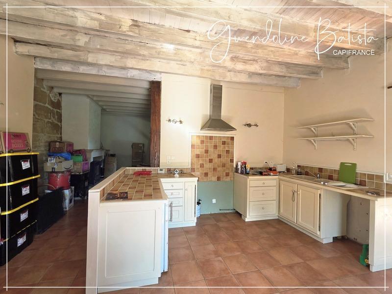 Propriété - 568 m² - 17 pièces