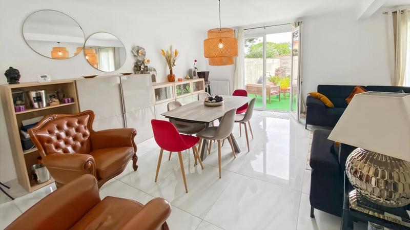 Maison - 107 m² - 5 pièces