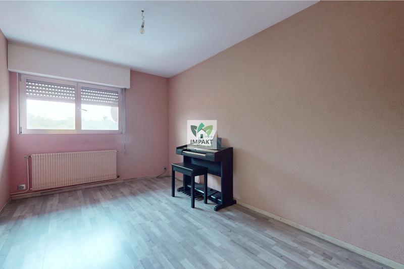 Maison - 300 m² - 11 pièces