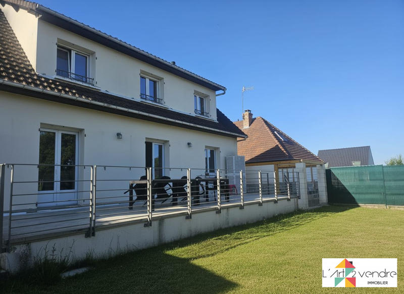 Maison - 170 m² - 6 pièces