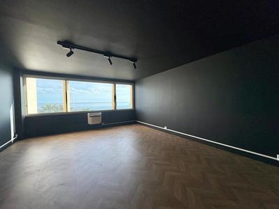 Local commercial - 68 m²