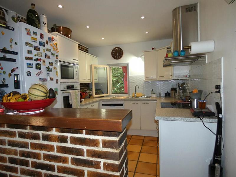 Maison - 220 m² - 8 pièces