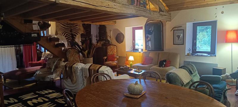 Maison - 270 m² - 10 pièces