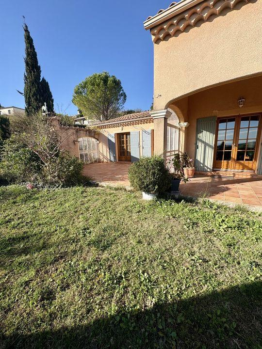 Villa - 185 m² - 5 pièces