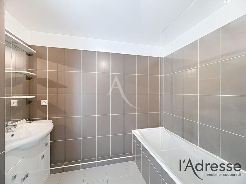 Appartement - 87 m² - 4 pièces