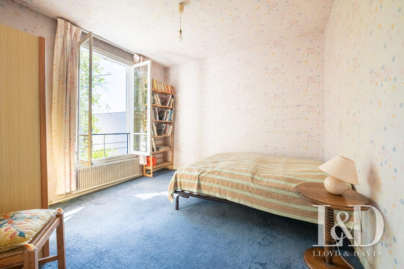 Maison - 183 m² - 9 pièces