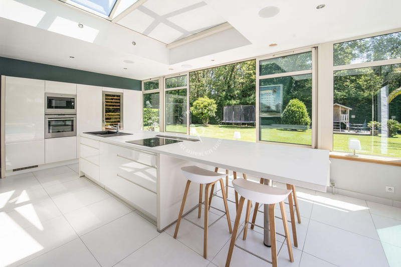 Maison ancienne - 270 m² - 9 pièces