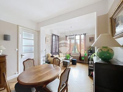 Maison - 103 m² - 4 pièces